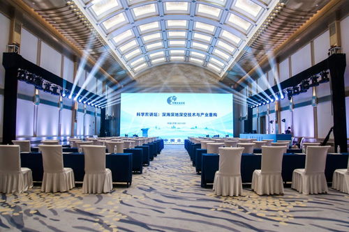山東工藝美術學院設計服務第四屆中國企業論壇，以專業設計賦能思想盛會